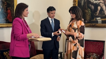 Imagem de Governo entrega o Orçamento da Região para 2025