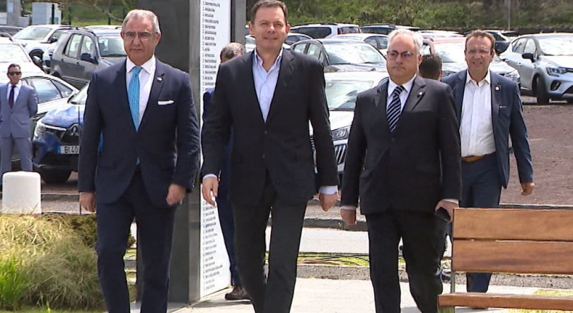 Imagem de Bolieiro reage com tristeza a recusa da Assembleia da República sobre subsídio de mobilidade