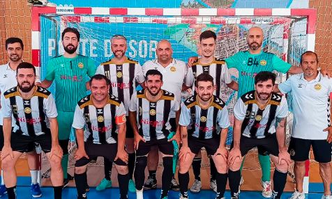 Imagem de Futsal do Nacional garantiu subida aos ‘nacionais’