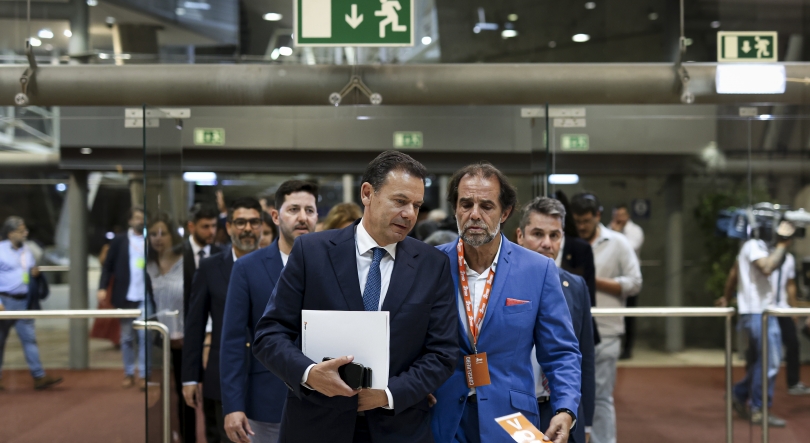 Imagem de Bancada do PSD reúne-se hoje com a presença do presidente Luís Montenegro