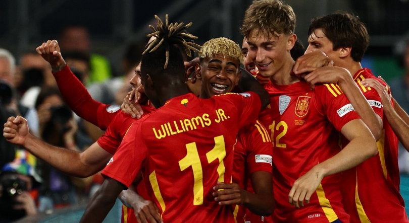 Imagem de Espanha bate França por 5-4 e defronta Portugal na final