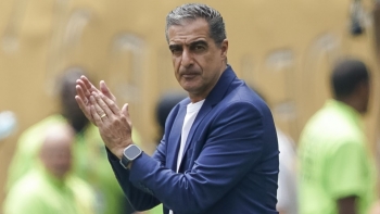 Imagem de Renato Paiva deixa comando do Botafogo