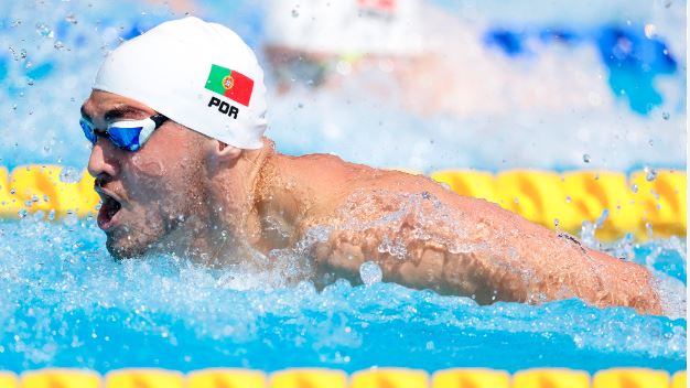 Imagem de Diogo Ribeiro campeão da Europa nos 50 metros mariposa