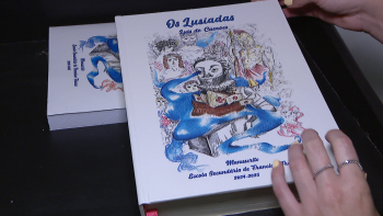 Imagem de Escola Francisco Franco reescreveu os Lusíadas à mão (vídeo)