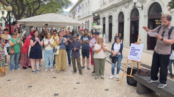 Imagem de Madeirenses na rua contra a violência e o racismo (vídeo)