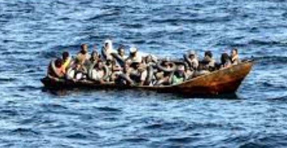 Imagem de Autoridades intercetam piroga com 56 emigrantes clandestinos