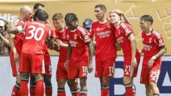 Imagem de Benfica nos ‘oitavos’ ao vencer Bayern pela primeira vez