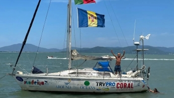 Imagem de São quase 800 dias no mar (áudio)