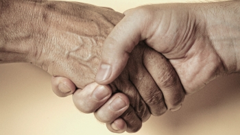 Imagem de Apoio às famílias através de instituições parceiras da Segurança Social (áudio)
