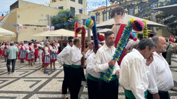 Imagem de Mais de 500 participantes desfilaram nos Altares de São João (áudio)