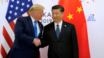 Imagem de Trump e Xi conversam telefonicamente sobre guerra comercial