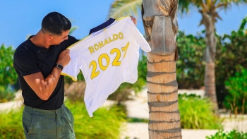Imagem de Ronaldo renova com o Al Nassr até 2027