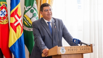 Imagem de Câmara do Porto Santo coloca 24 trabalhadores nos quadros (áudio)