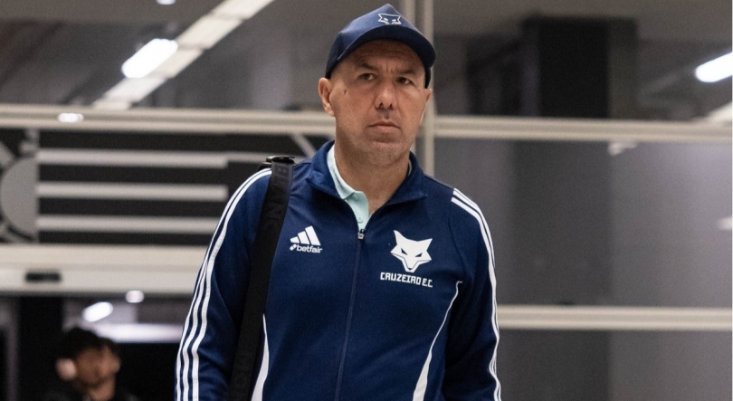 Imagem de Cruzeiro empata e fica com liderança do Brasileirão ameaçada