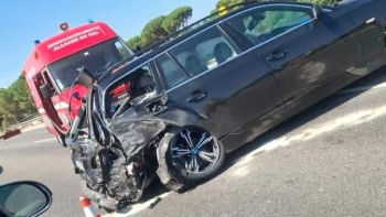 Imagem de Ramalho Eanes sofre acidente sem consequências