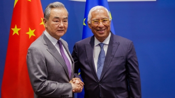 Imagem de Costa pede à China “responsabilidade de contribuir” para a paz