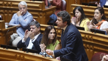 Imagem de Esquerda acusa Governo de violar Constituição na revisão da lei da nacionalidade