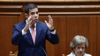 Imagem de Leis da nacionalidade e de estrangeiros baixam à especialidade para assegurar consenso