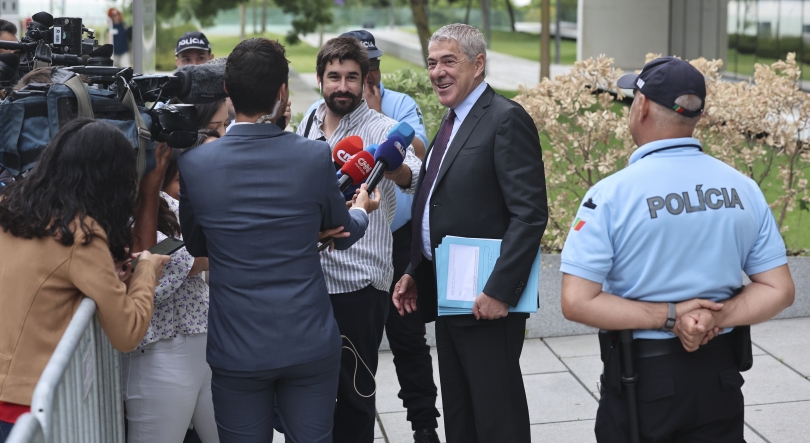 Imagem de MP usa escutas a motorista para demonstrar jantar entre Sócrates e Salgado
