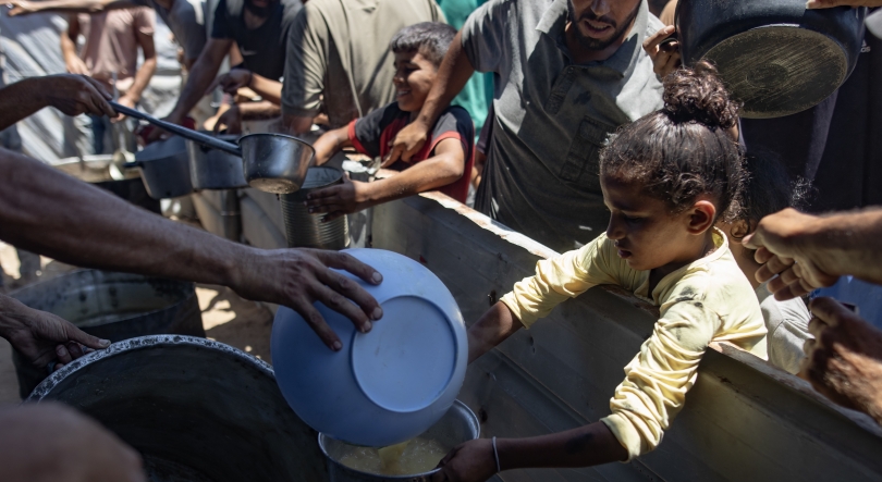 Imagem de Israel mata 19 palestinianos que procuravam ajuda alimentar