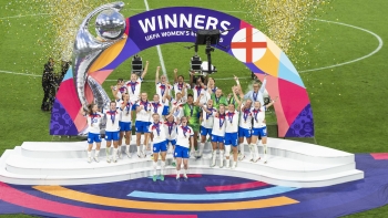 Imagem de Inglaterra revalida título ao bater Espanha nos penáltis