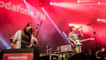 Imagem de Banda sul coreana Jambinai na Ponta do Sol (áudio)