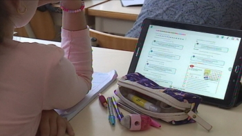 Imagem de Manuais digitais vão chegar a todos os alunos do 5.º ao 12.º ano (vídeo)
