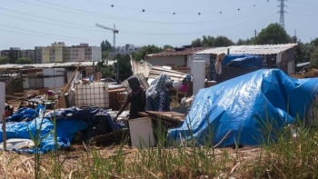 Imagem de São Tomé paga regresso a desalojados do Talude