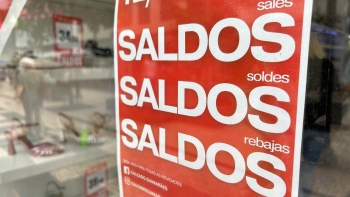 Imagem de Lojas em época de saldos (vídeo)
