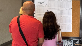 Imagem de Notas dos exames vieram com atraso (áudio)
