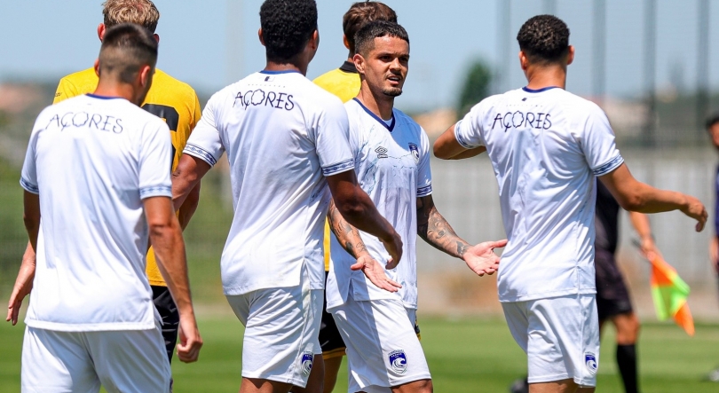 Imagem de Santa Clara vence Wolverhampton por 2-1 em jogo particular