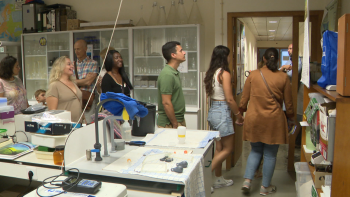Imagem de Estação de Biologia Marinha aberta à população durante a noite (vídeo)