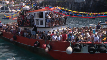 Imagem de Dia de procissão marítima dos pescadores (vídeo)