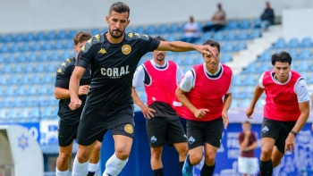 Imagem de Nacional vence Académica em jogo de preparação com seis golos