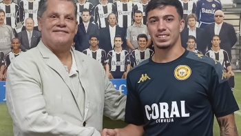 Imagem de Joel Silva é o 17.º reforço do Nacional para a nova época