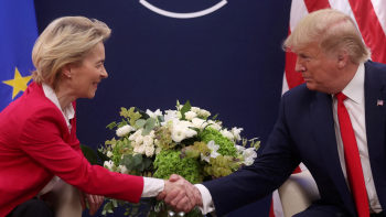 Imagem de Von der Leyen reúne-se com Trump no domingo