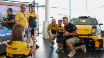 Imagem de Edição deste ano do rali tem 4 Toyota Yaris de última geração (vídeo)