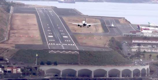 Imagem de Vento condiciona operação no Aeroporto da Madeira