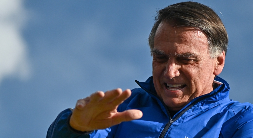 Imagem de Decretada prisão domiciliária de Jair Bolsonaro