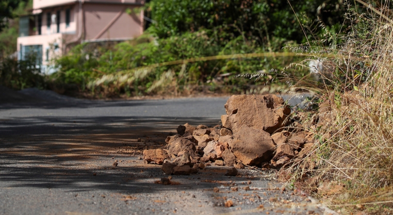 Imagem de Um ano depois do fogo, moradores não pensam no regresso à Fajã das Galinhas