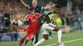 Imagem de Benfica empata a zero em Istambul
