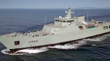 Imagem de NRP Sines chega a Cabo Verde para prestar apoio