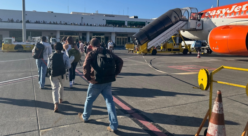 Imagem de Vento dificulta operação no Aeroporto da Madeira