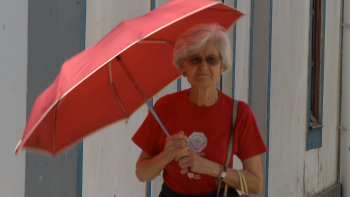 Imagem de Termómetros ultrapassaram os 40 graus em vários distritos do país (vídeo)