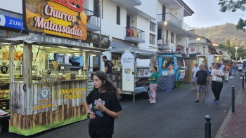 Imagem de Feirantes satisfeitos com a festa gastronómica do Caniço (vídeo)