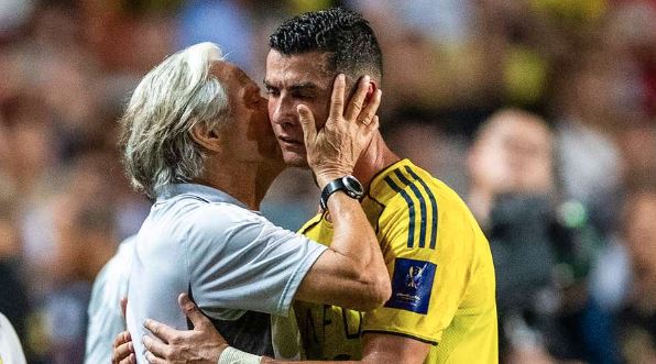 Imagem de Al Ahli vence Al Nassr de Jesus, Ronaldo e Félix