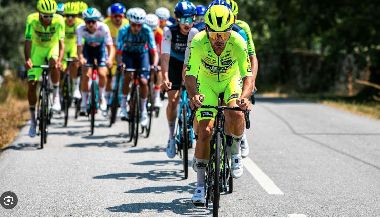 Imagem de Munton vence na Senhora da Graça, Nych assume liderança