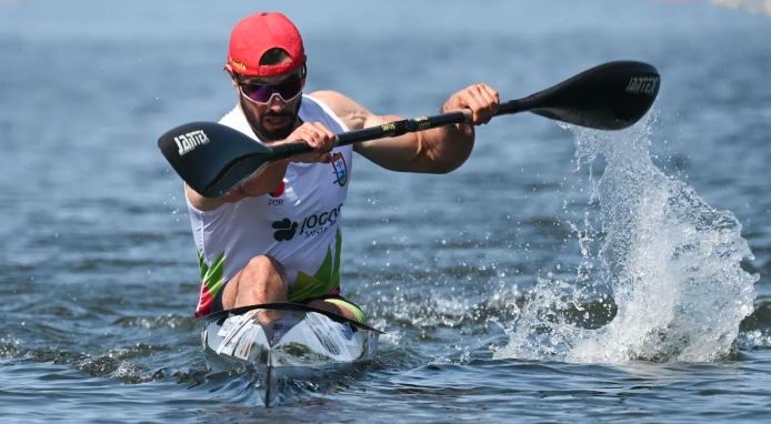 Imagem de Fernando Pimenta medalha de bronze em K1 1.000 metros