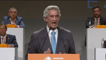 Imagem de João Cunha e Silva pede mais dinheiro para comemorações (áudio)