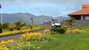 Imagem de Campo de golfe do Santo da Serra destaca melhor ‘Par 3’ do mundo (áudio)